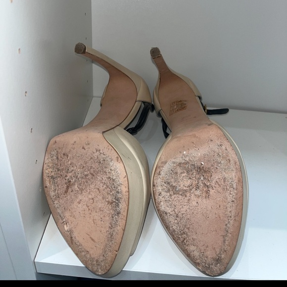 Alexander McQueen Beige/Black Leather Platform T Strap Sandals Size 39.5 - Picture 4 of 4